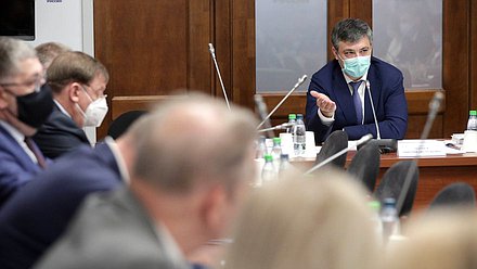 Председатель Комитета по охране здоровья Дмитрий Морозов