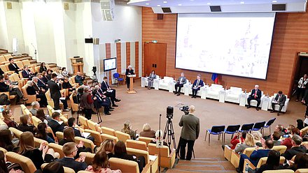 Парламентские слушания Комитета по защите семьи, вопросам отцовства, материнства и детства на тему «Демографические вызовы и искусственный интеллект»