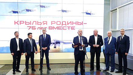 Заместитель Председателя Комитета по развитию гражданского общества, вопросам общественных и религиозных объединений Олег Леонов