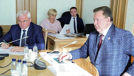 Председатель Комитета по аграрным вопросам Владимир Кашин и Первый заместитель Председателя Комитета Владимир Плотников