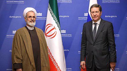 First Deputy Chairman of the State Duma Alexander Zhukov and Deputy Chairman of the Assembly of Experts of the Islamic Republic of Iran Alireza Arafi