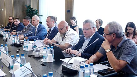 Заседание рабочей группы Комитета по физической культуре и спорту "О гармонизации законодательства о физической культуре и спорте и законодательства об образовании"