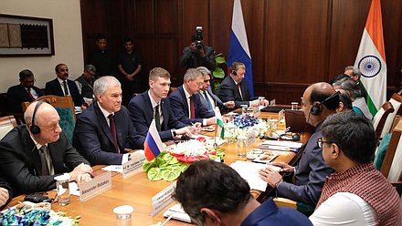 Reunión de Vyacheslav Volodin, Jefe de la Duma Estatal, con Om Birla, Presidente de la Cámara del Pueblo del Parlamento de la República de la India