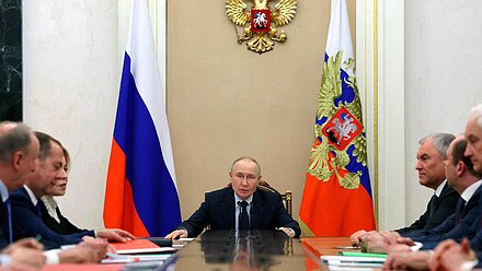 Совещание с постоянными членами Совета безопасности РФ. Фото: kremlin.ru