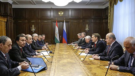    Встреча Сергея Нарышкина с Шакурджогном Захурдовым.