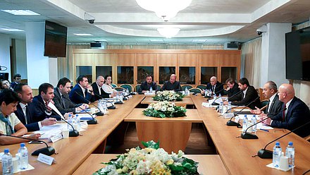 Расширенное совещание по вопросу правоприменительной практики отдельных положений Федерального закона «О внесении изменений в отдельные законодательные акты РФ по вопросам совершенствования отношений в области аквакультуры (рыбоводства)»