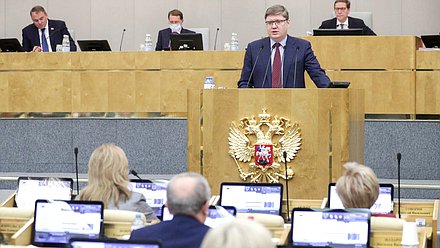 Член Комитета по труду, социальной политике и делам ветеранов Андрей Исаев