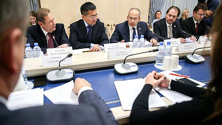 Заседание Комитета по природным ресурсам, собственности и земельным отношениям