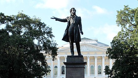 пушкин памятник петербург