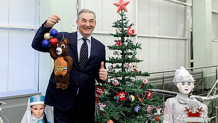 Член Комитета по физической культуре и спорту Владислав Третьяк