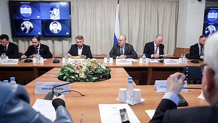 Заседание Комитета по науке и высшему образованию с участием руководителя Рособрнадзора Анзора Музаева