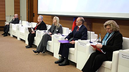 Круглый стол на тему «Общественный контроль и культура: актуальные вопросы и перспективы»