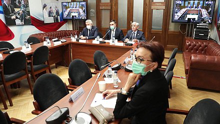 Заседание экспертного совета при Комитете по охране здоровья, посвященное регулированию обращения лекарственных средств и медицинских изделий на тему «Цифровизация лекарственного обеспечения населения: опыт реализации, проблемы и предложения по совершенствованию»