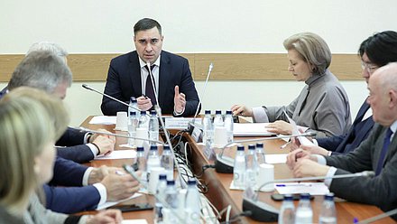 Встреча депутатов — членов Комитета по охране здоровья с руководителем Роспотребнадзора — Главным санитарным врачом РФ Анной Поповой