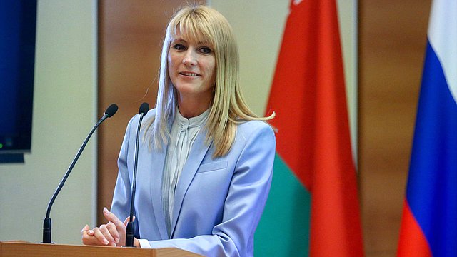 Интимдік клубтар мен интимдік салондар