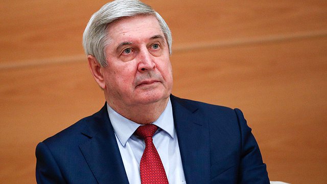 Иван Мельников поздравил Посла Аргентины с победой сборной этой страны ...