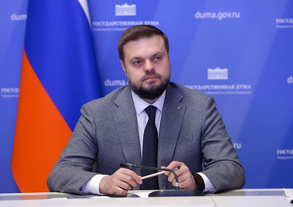 Заместитель Председателя Комитета по делам СНГ, евразийской интеграции и связям с соотечественниками Артем Туров