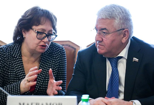 Members of the Committee on International Affairs Tatiana Alekseeva and Abdulmazhid Magramov