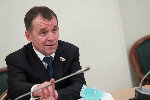 Член Комитета по безопасности и противодействию коррупции Фарит Ганиев
