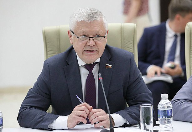 Jefe del Comité de Seguridad y Lucha contra la Corrupción de la Duma Estatal, Vasily Piskarev
