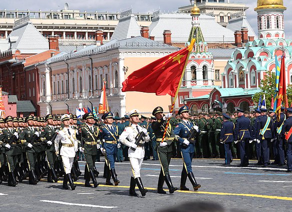 Парад в честь 80-й годовщины Победы в Великой Отечественной войне