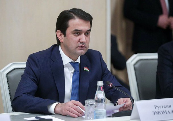 Председатель верхней палаты Парламента Таджикистана Рустами Эмомали