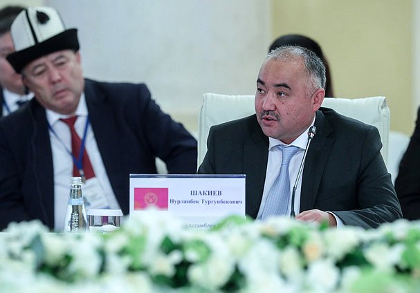 Председатель Жогорку Кенеша Кыргызской Республики Нурланбек Шакиев