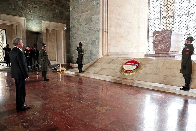 Chairman of the State Duma Vyacheslav Volodin took part in the wreath-laying ceremony at the mausoleum of Mustafa Kemal Atatürk — first President of the Republic of Türkiye