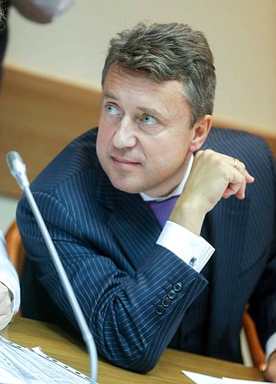 Заместитель председателя Комитета по безопасности и противодействию коррупции Анатолий Выборный