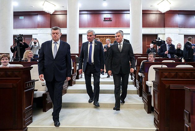 Chairman of the State Duma Vyacheslav Volodin and Chairman of the House of Representatives of the National Assembly of the Republic of Belarus Vladimir Andreichenko