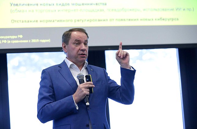 Заместитель председателя правления ПАО «Сбербанк» Станислав Кузнецов