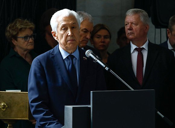 Руководитель фракции "Единая Россия" Владимир Васильев