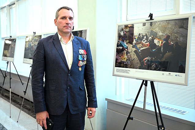Открытие выставки «Хроники террора украинского неонацистского режима». Фото: РИА Новости