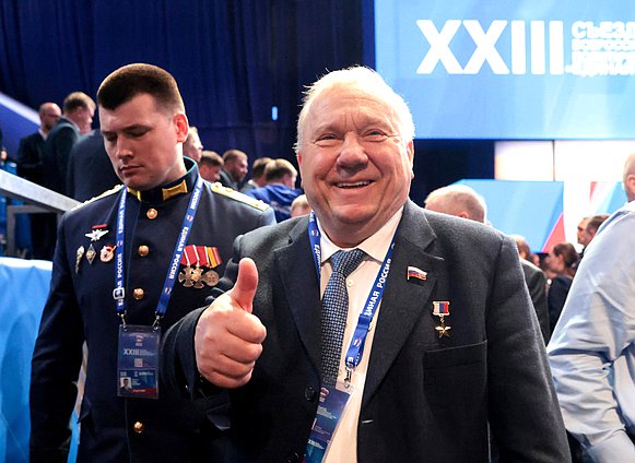 Заместитель Председателя Комитета по развитию гражданского общества, вопросам общественных и религиозных объединений Владимир Шаманов