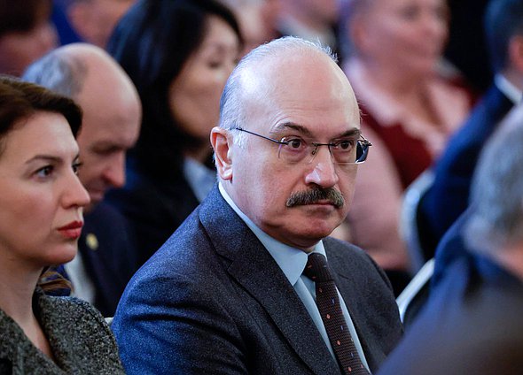 Председатель Комитета по науке и высшему образованию Сергей Кабышев