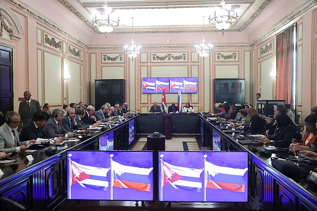 Reunión del Jefe de la Duma Estatal, Vyacheslav Volodin, con el Presidente de la Asamblea Nacional del Poder Popular y del Consejo de Estado de la República de Cuba, Esteban Lazo Hernández