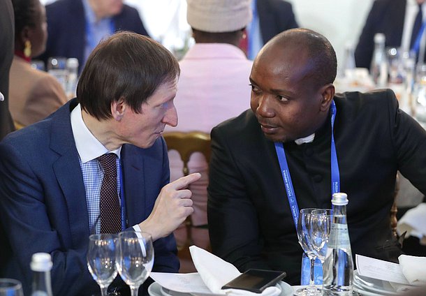 Business breakfast with participation of representatives of business community at the Second International Parliamentary Conference “Russia-Africa”