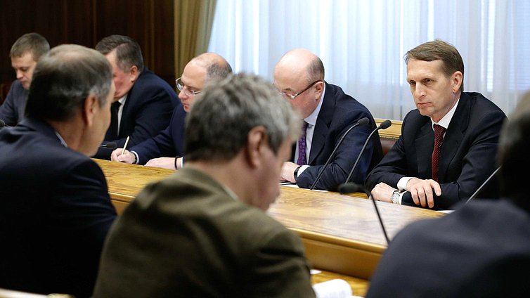 Заседание рабочей группы при Председателе Государственной Думы Федерального Собрания Российской Федерации по правовому анализу законодательных процедур и принимаемых на Украине правовых актов.