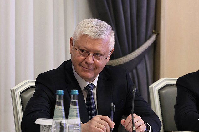 Председатель Комитета по безопасности и противодействию коррупции Василий Пискарев