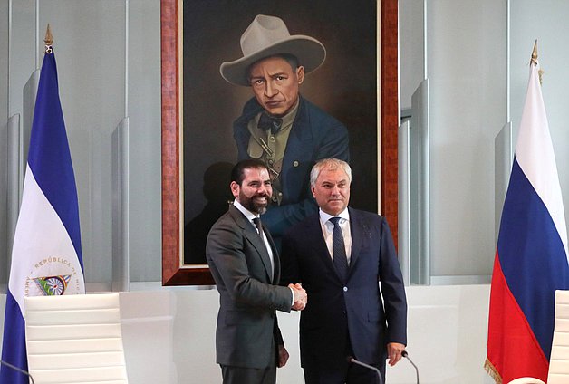 El Jefe de la Duma Estatal Vyacheslav Volodin, y el Representante Especial del Presidente de la República de Nicaragua para el Desarrollo de las Relaciones con Rusia Laureano Facundo Ortega Murillo