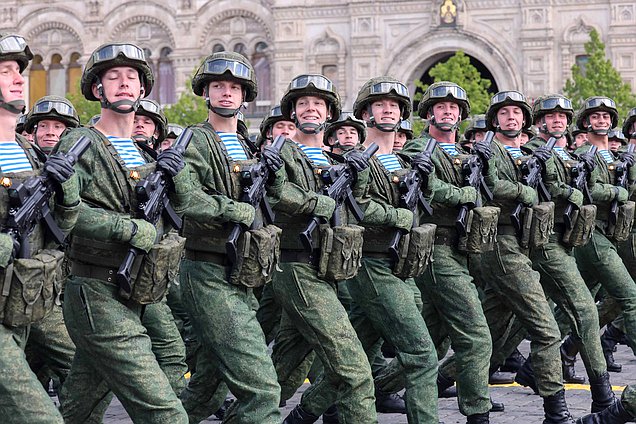 Парад в честь 80-й годовщины Победы в Великой Отечественной войне