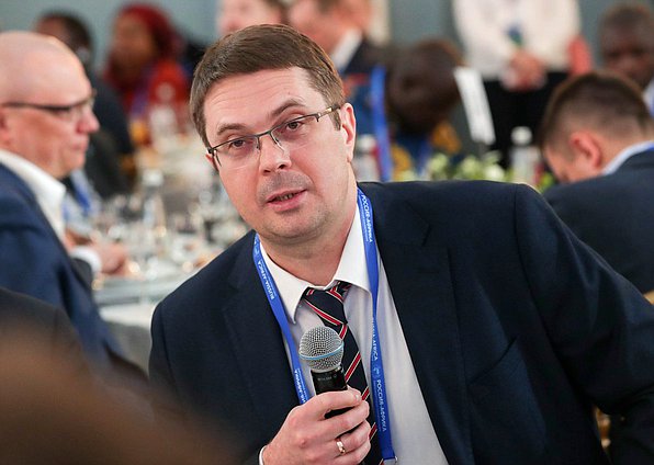 Business breakfast with participation of representatives of business community at the Second International Parliamentary Conference “Russia-Africa”