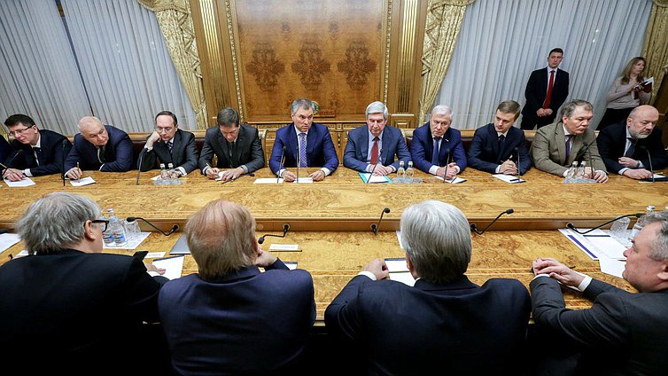 Председатель Государственной Думы Вячеслав Володин во время встречи с ректорами ВУЗов.