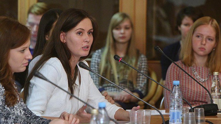 "Круглый стол" Комитета Государственной Думы по физической культуре, спорту и делам молодёжи на тему "Итоги Ялтинской конференции и её влияние на современное мироустройство."