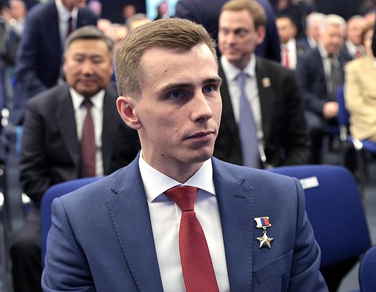 Председатель Комитета по молодежной политике Владислав Головин