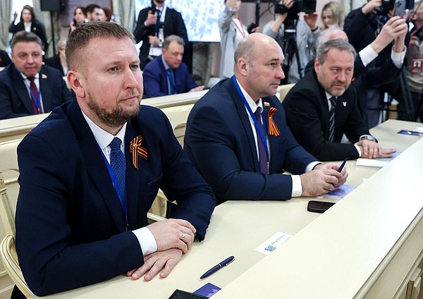 Председатель Народного Совета ЛНР Денис Мирошниченко
