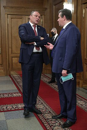 Deputy Chairman of the State Duma Petr Tolstoy and Chairman of the Committee on International Affairs Leonid Slutskiy