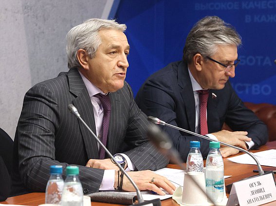 Первый заместитель Председателя Комитета по охране здоровья Леонид Огуль