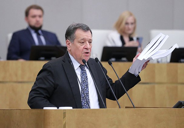 Председатель Комитета по бюджету и налогам Андрей Макаров