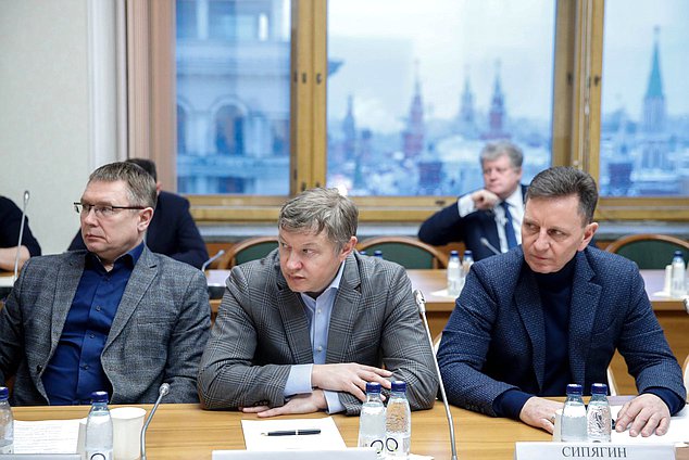 Встреча Министра энергетики РФ Николая Шульгинова с представителями фракции ЛДПР